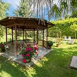 La Casa De Mamasita
