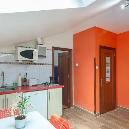 La Casa De Mamasita Nyaraló Queveda