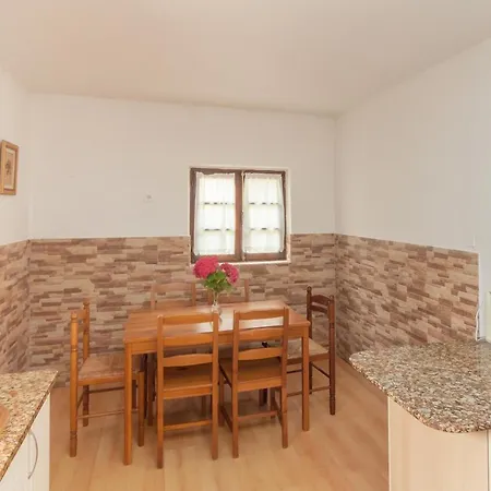 La Casa De Mamasita Nyaraló *