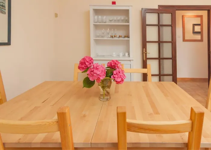 La Casa De Mamasita * Queveda